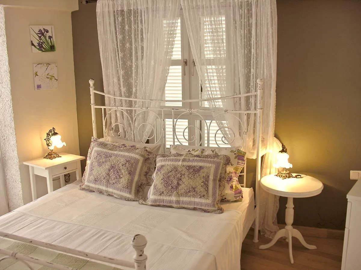 알라카티 Salyangoz B&B 3*,