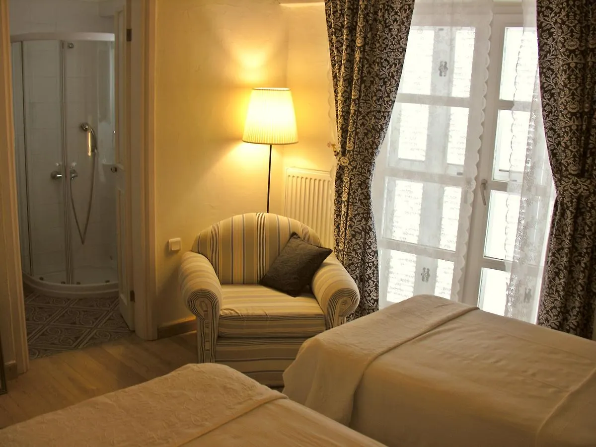 알라카티 Salyangoz B&B 3*,